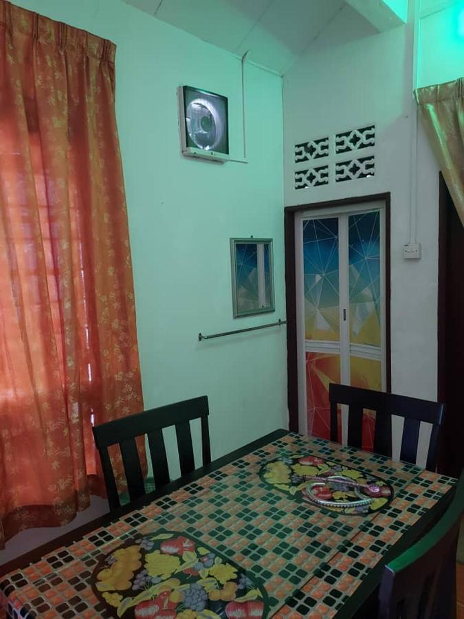 Room 345 Kota Bharu Extérieur photo