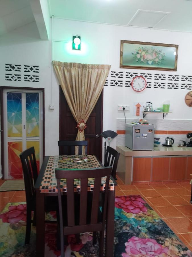 Room 345 Kota Bharu Extérieur photo